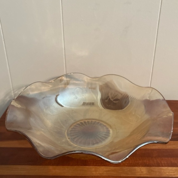 JEANETTE GLASS IRIS PATTERN IRIDESCENT FLORA-GOLD 11.5” BOWL - Picture 3 of 10